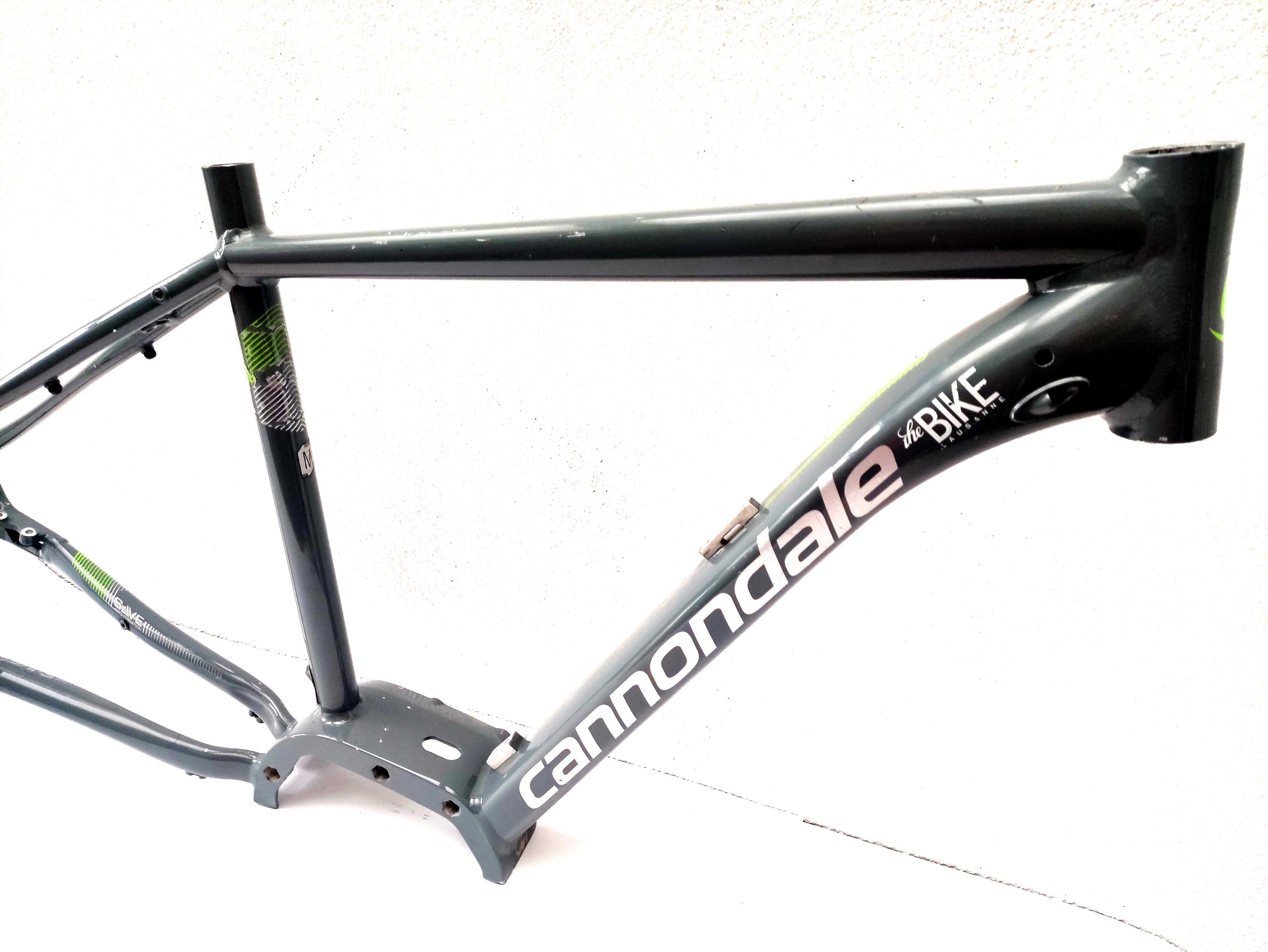 Rama Cannondale Quick NEO rower elektryczny eBike stan BDB