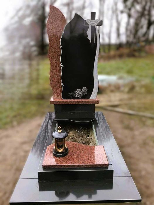 Пам'ятники з граніту