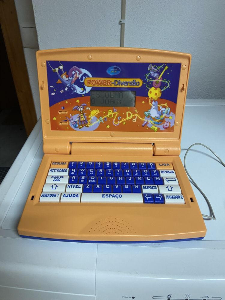 Computador infantil com csixa