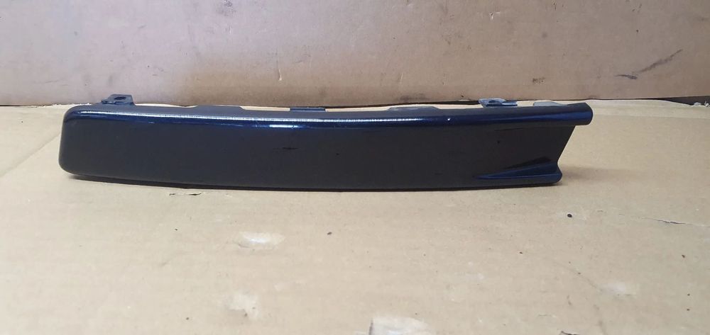 Listwa zderzaka lewy przód przednia lewa VW Passat B6 3C0807645A