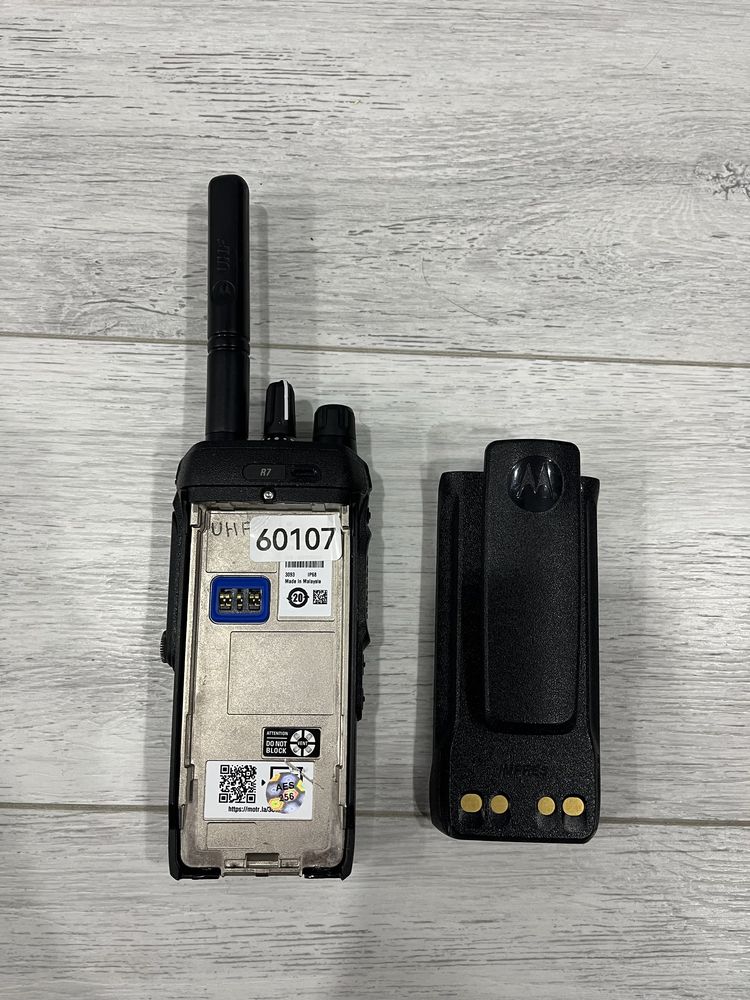 Оригінальна Motorola R7 UHF AES256