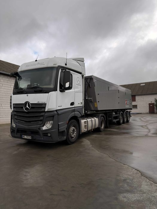 Transport ciężarowy