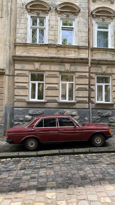 Mercedes benz 200d мерс 123 w123 огірок огурец