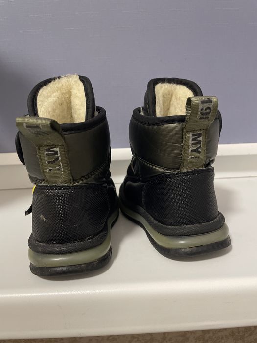 Зимове взуття на хлопчика