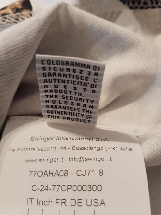 Roberto Cavalli – oryginalna koszulka z motywem lampartów

Na sprzedaż