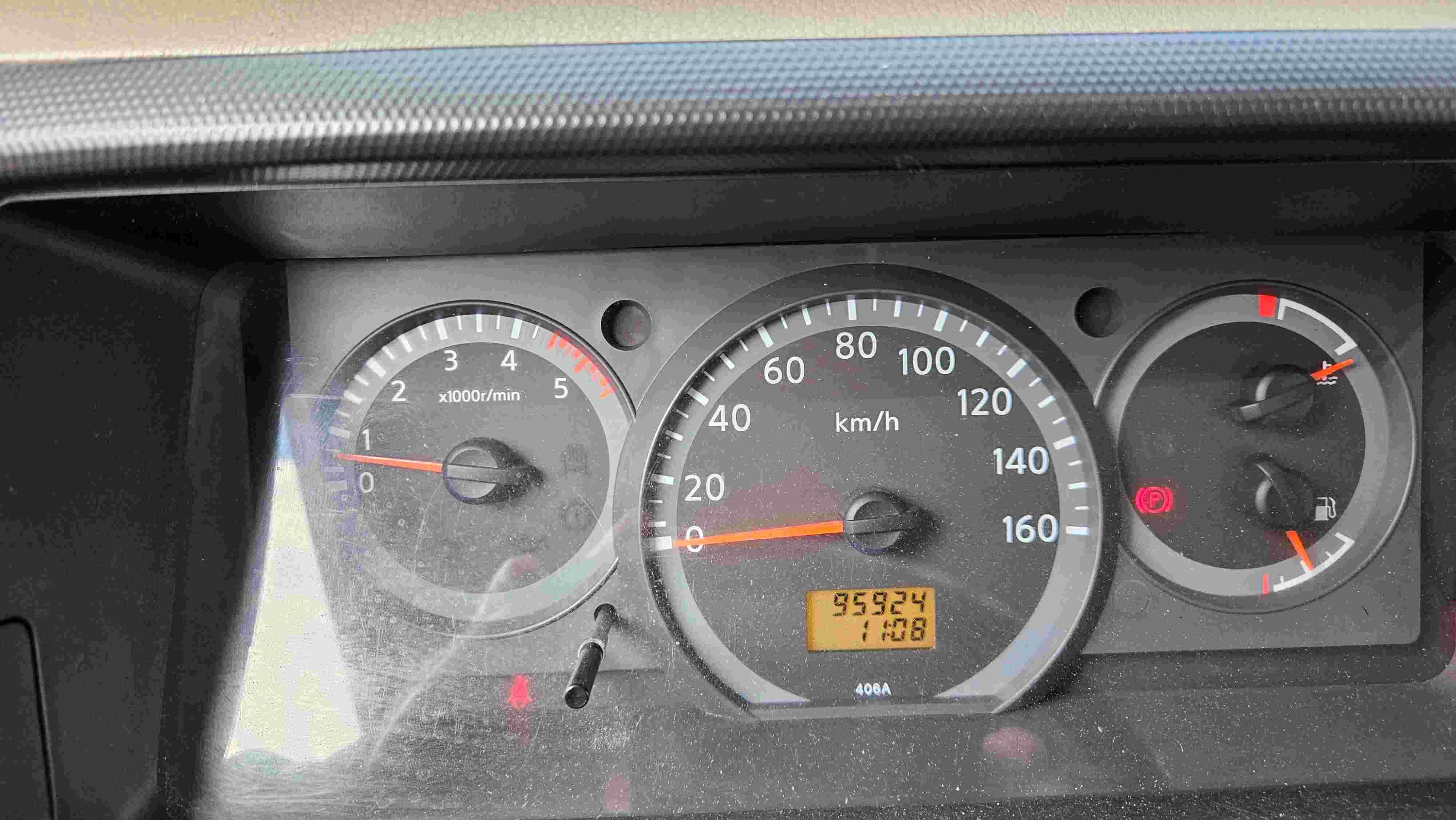Podnośnik koszowy, zwyżka Nissan Cabsat