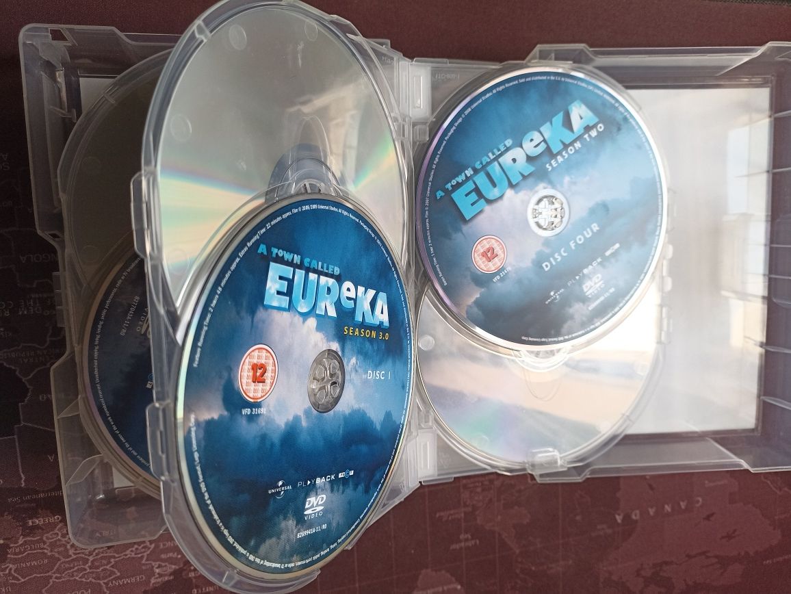 Serial Eureka(A town called Eureka)komplet 5 sezonów tanio, super cena