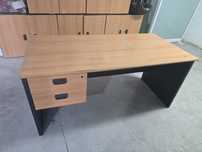 Secretaria em Madeira