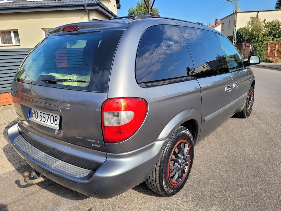 Chrysler Voyager 2.4 benzyna/ lpg  7-osób