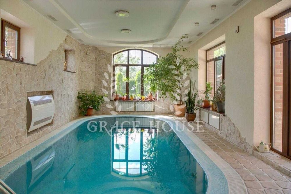 Продажа добротного дома с бассейном у леса Кременище Лесники Ходосовка