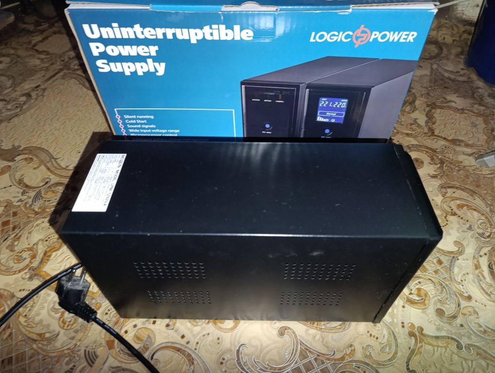 Продам Безперебійник ДБЖ LogicPower LPM-1250VA (LP3175)