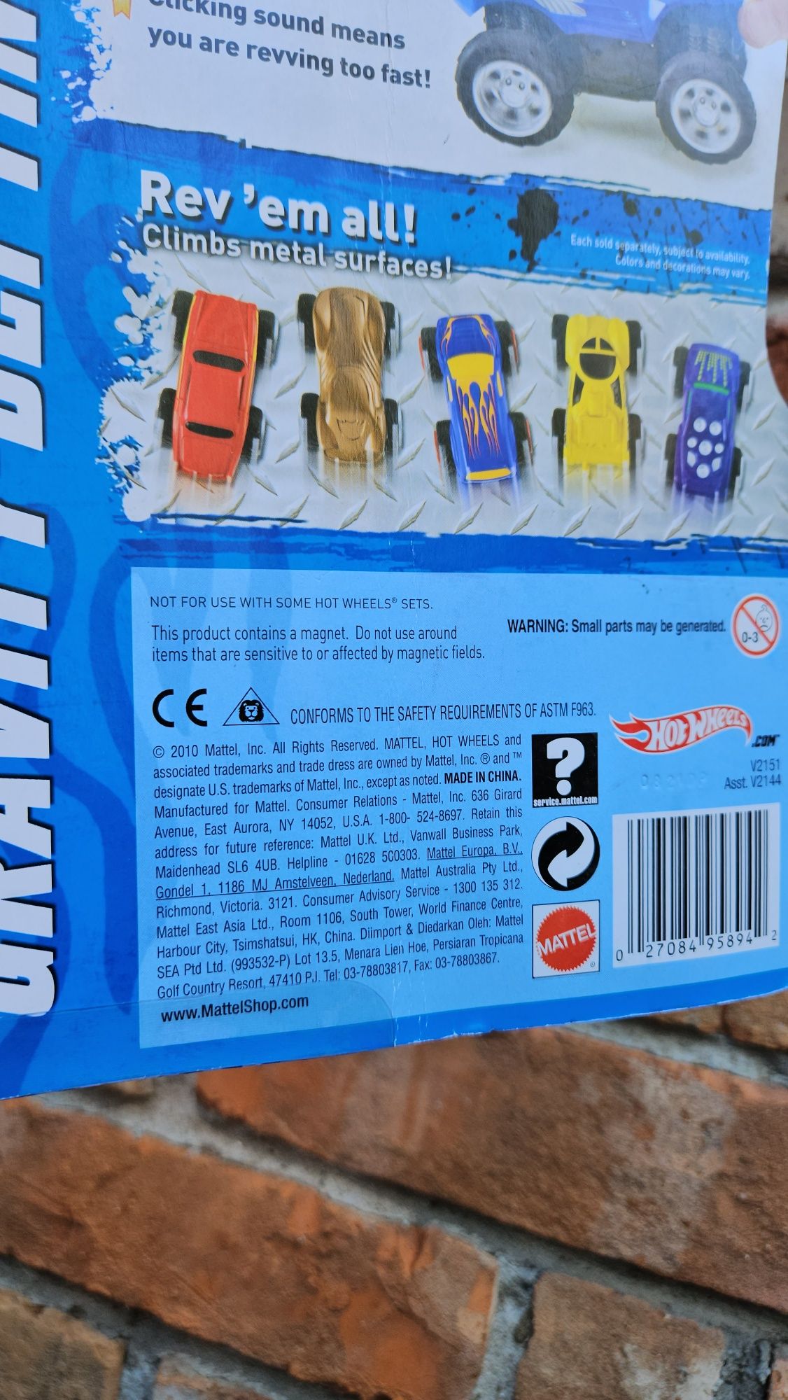 Magnetyczny Hot Wheels 2010r Mattel auto samochód resorak #KupMiChceTo
