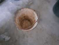 Balde de ferro antigo