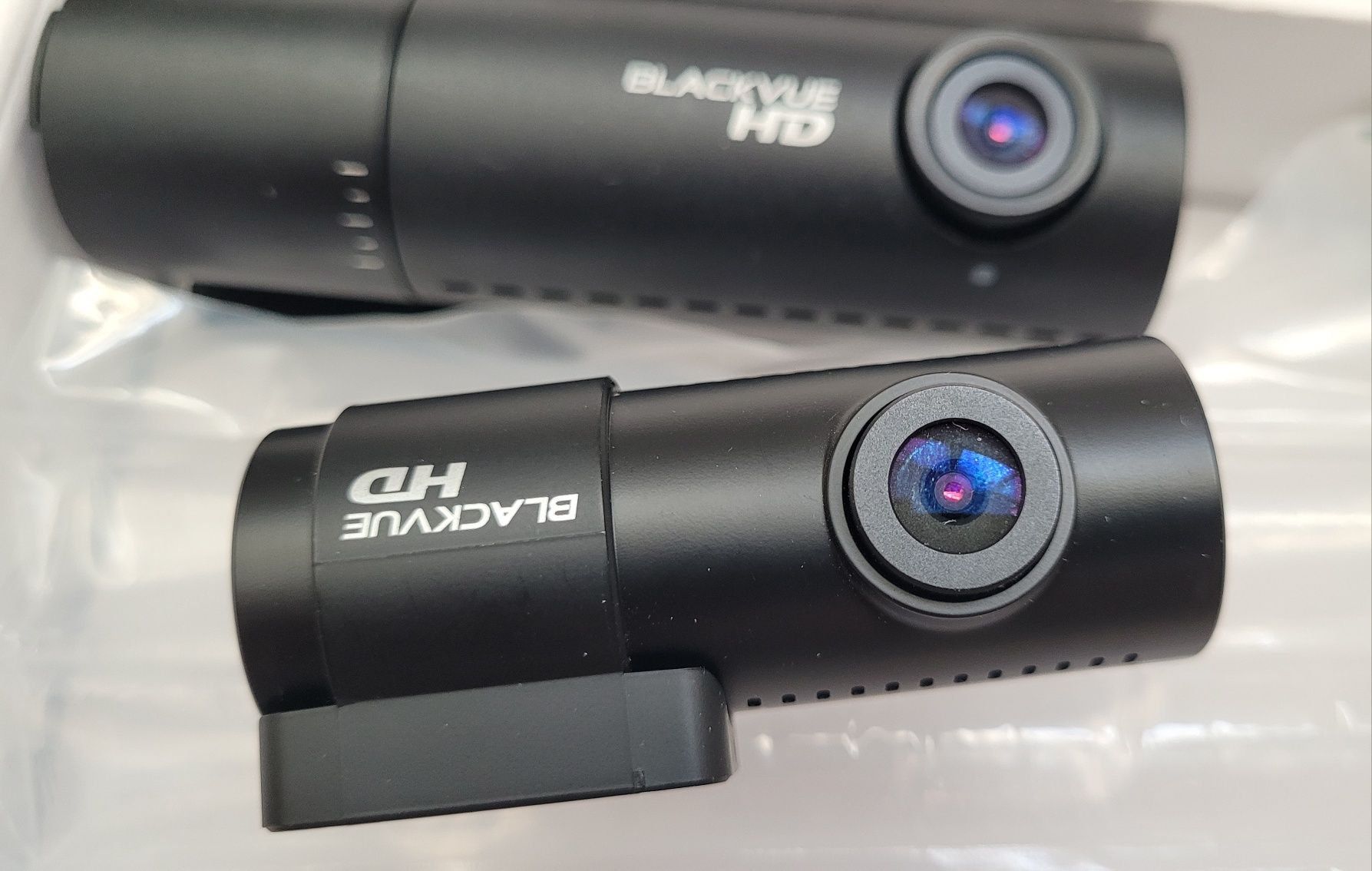 Продам відеореєстратор BLACKVUE DR 430-2CH