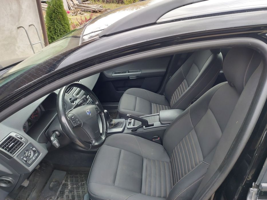 Вольво v 50 дизель 1,6