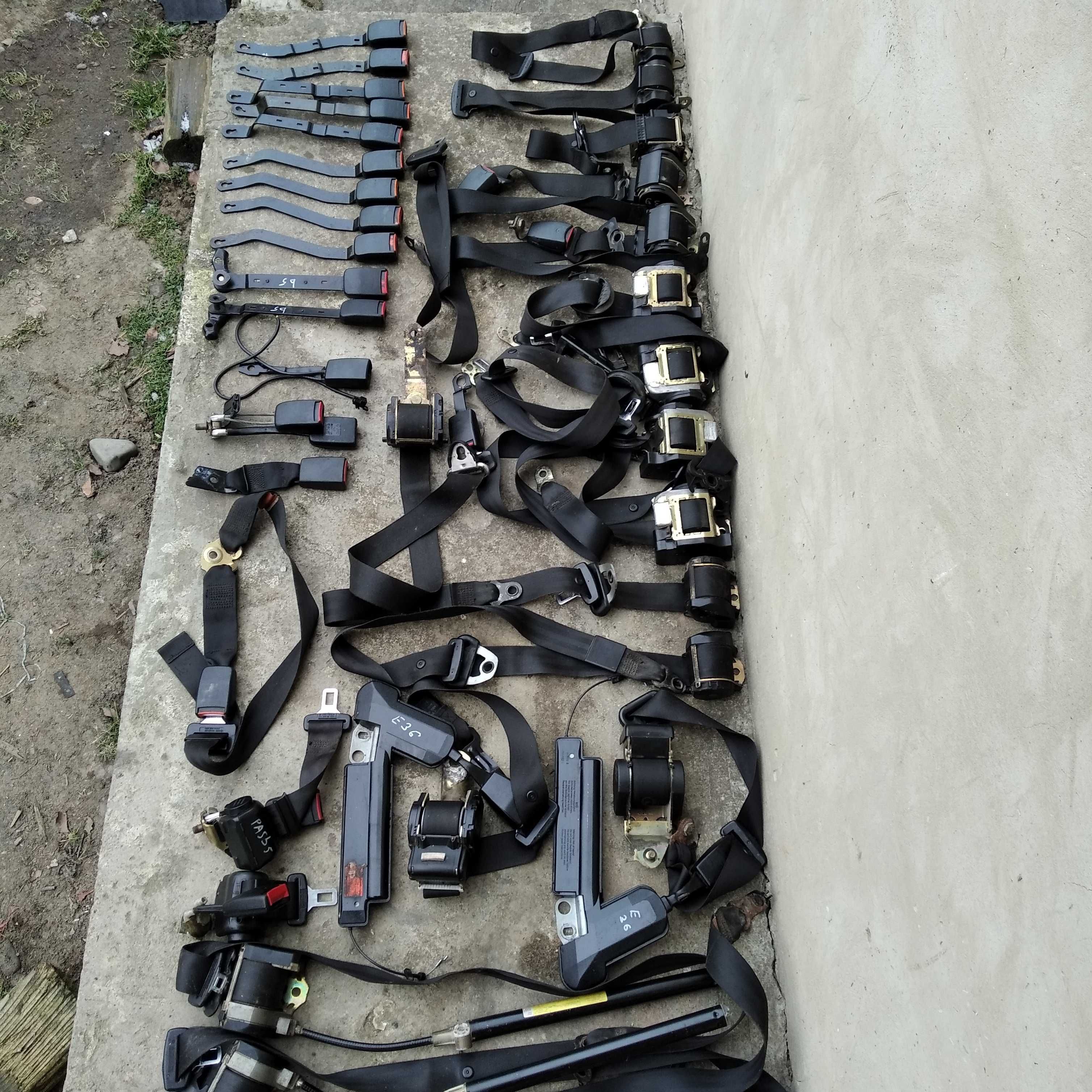 Підберемо ремінь безпеки Т4 Віваро Баггі Гольф Пассат Бмв Ауді Ваз Заз