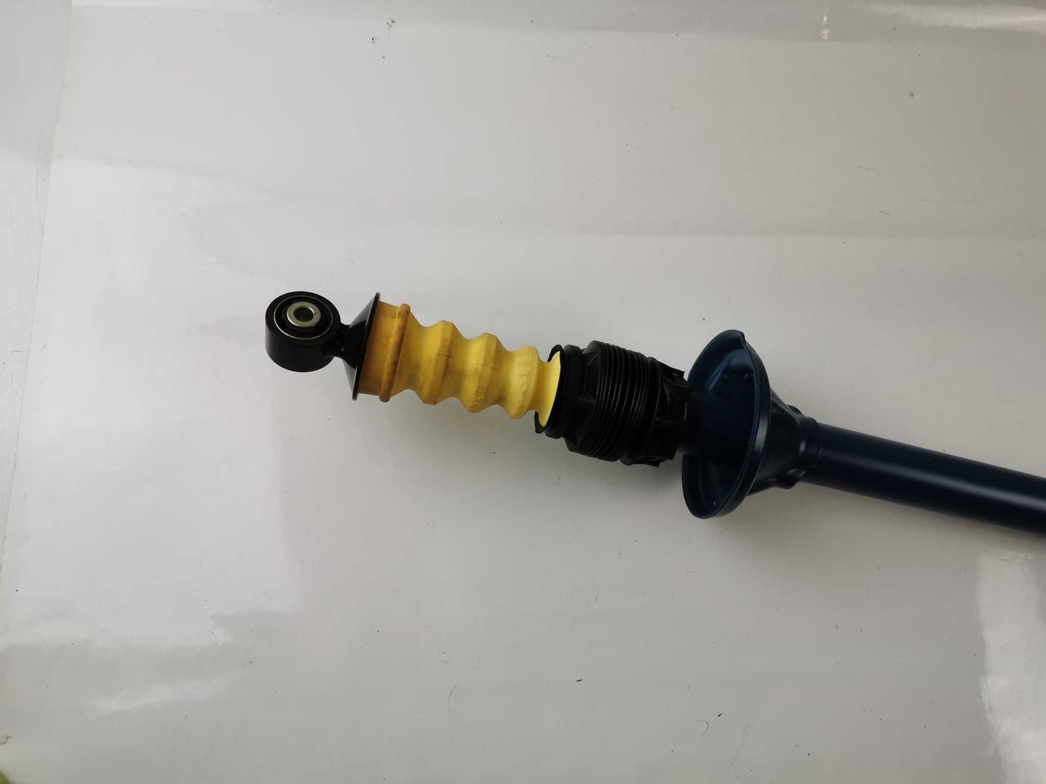 Monroe R3756 Amortyzator tył FORD FIESTA MK III 3 89-95