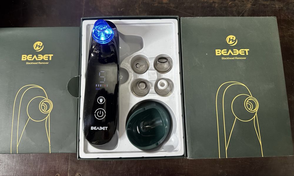 Електричний засіб для видалення чорних цяток на обличчі зі світлом