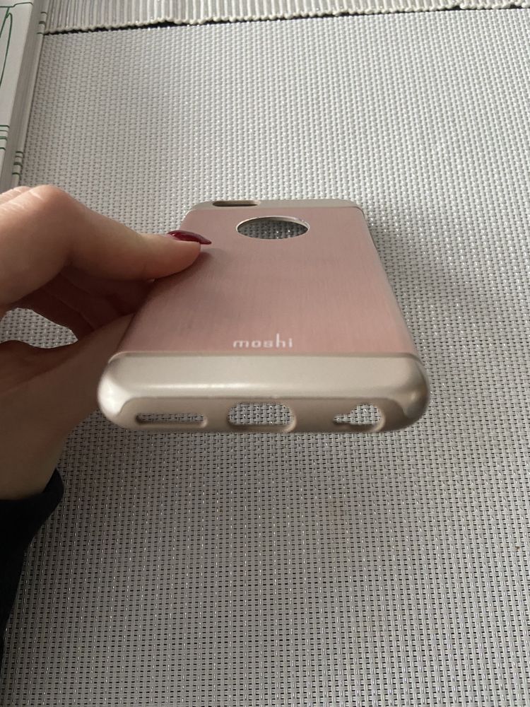 Case Moshi Iphone 6/6s/SE drugiej generacji