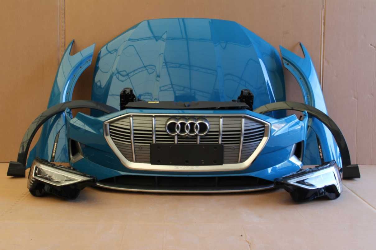 Audi E-Tron Бампер передний Разборка