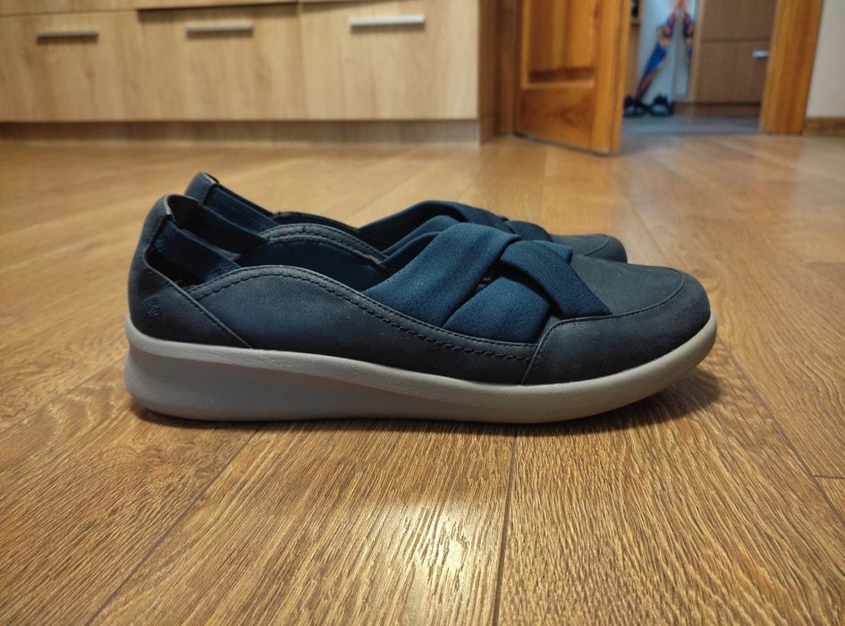 Черевики мокасини балетки сліпони Clarks туфли