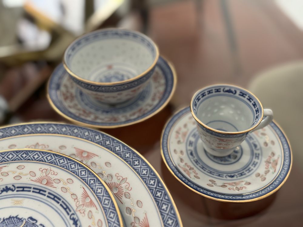 Conjunto Pratos, Chavenas, Travessas Chinês