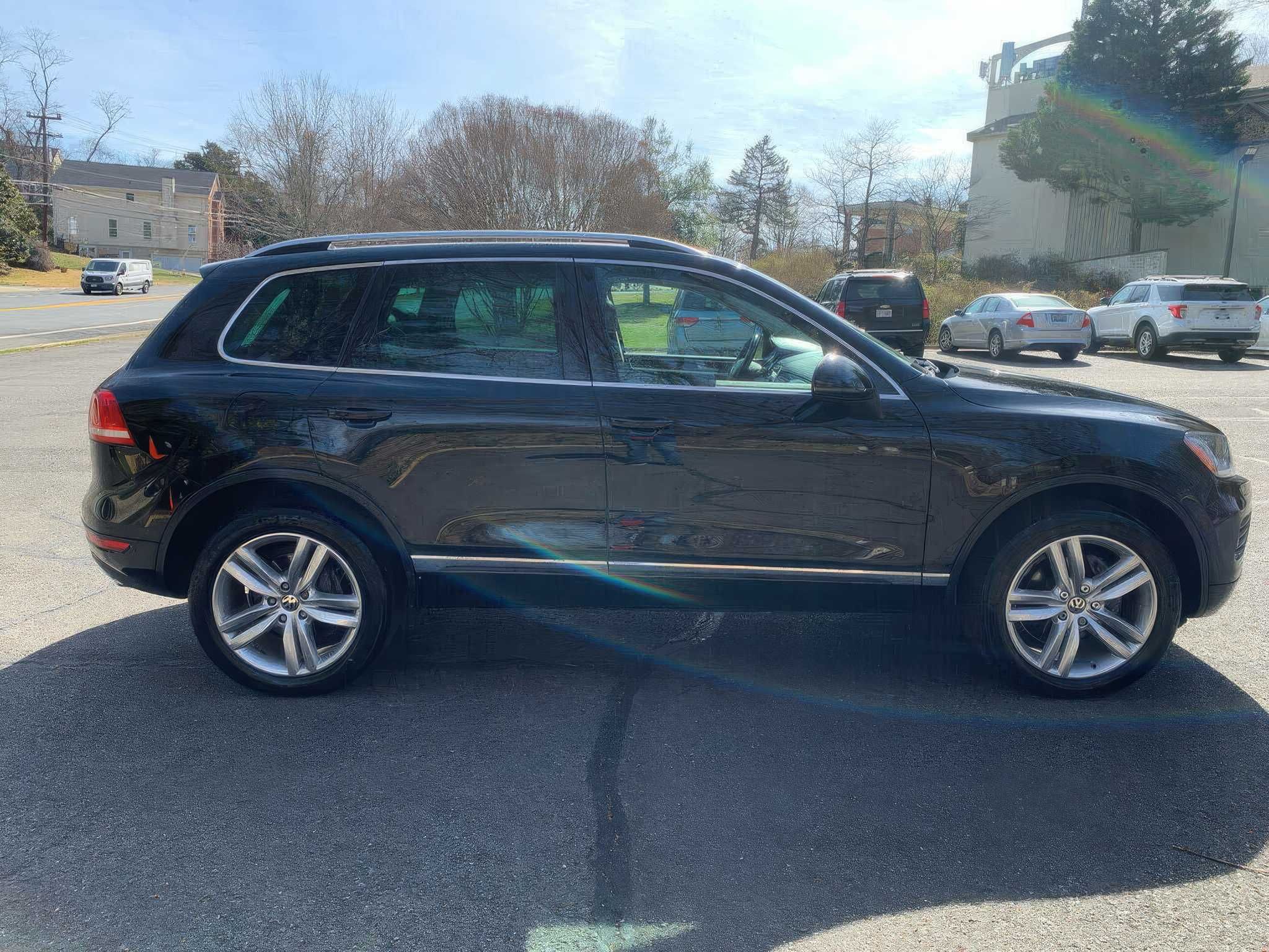 2013 Volkswagen Touareg TDI Executive