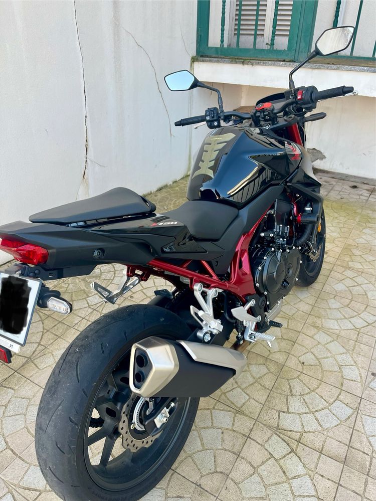Honda CB 750 Hornet
