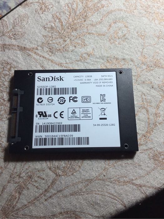 Накопичувач (SSD) SanDisk моделі SDSSDP-128G.