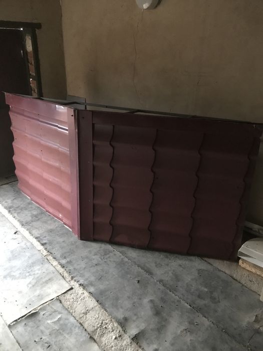 Навіс на крильце