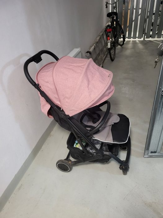 Wózek dziecięcy spacerowy