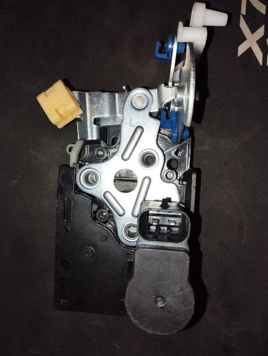 Замок пер.лев пра двери.опоры амортизаторов. авеоT200