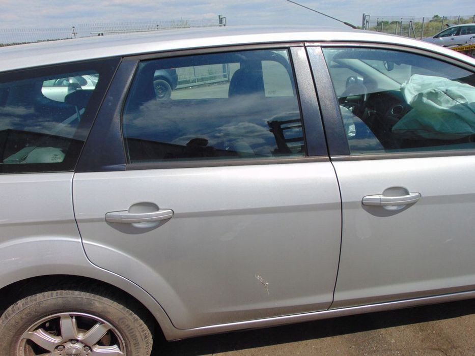 DRZWI PRAWE TYŁ TYLNIE LIFT FORD FOCUS MK2 LIFT 03 KOMBI