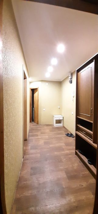 Без комісії.  Можливо на 1 міс. 2-х кімн. кв. зупинка торг.центр.