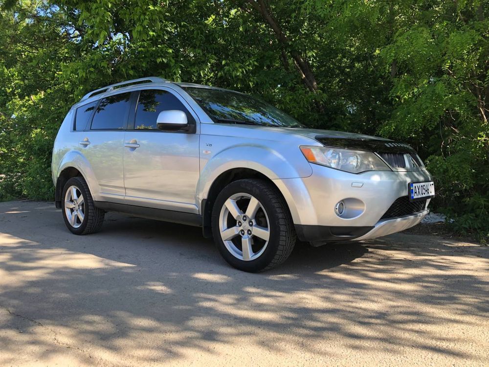 Продам Mitsubishi Outlander