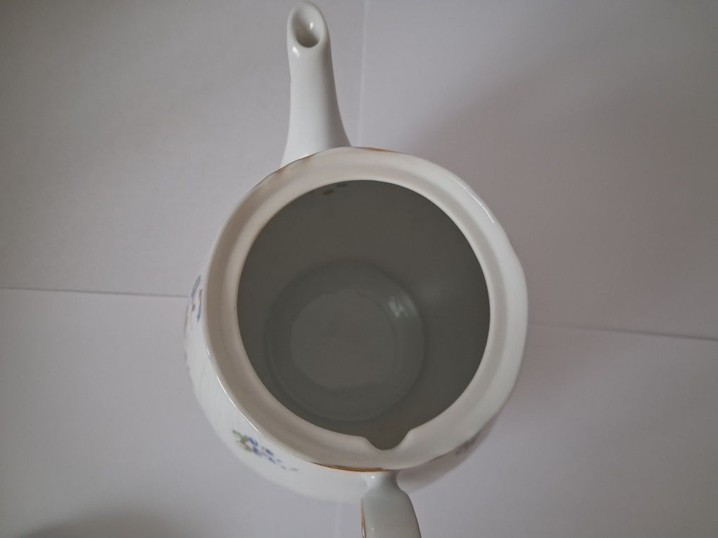 Dzbanek Hollohaza Hajnalka 20 cm

Nie był uzywany