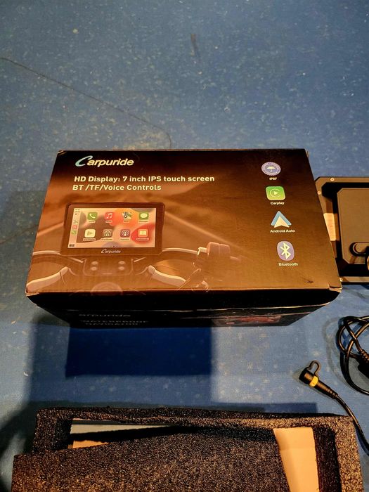 Carpuride BMW 702 + Bracket Novo