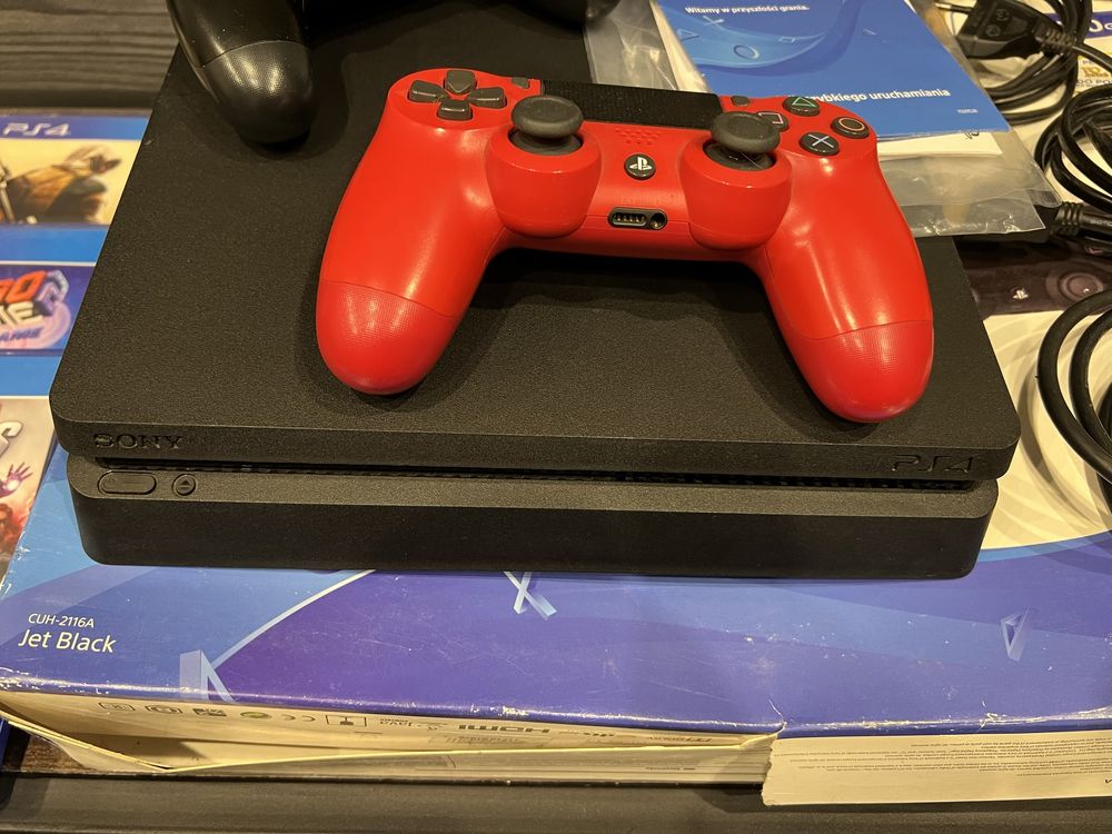 Приставка Sony Playstation 4 slim 500gb + игры