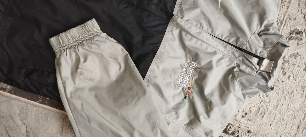 Kurtka wiatrówka Nike chłopięca r.S (128-140) FITSTORM