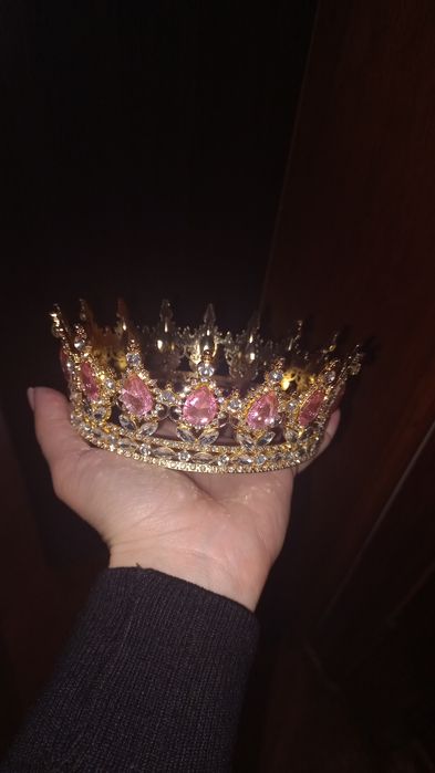 Корона для тортів