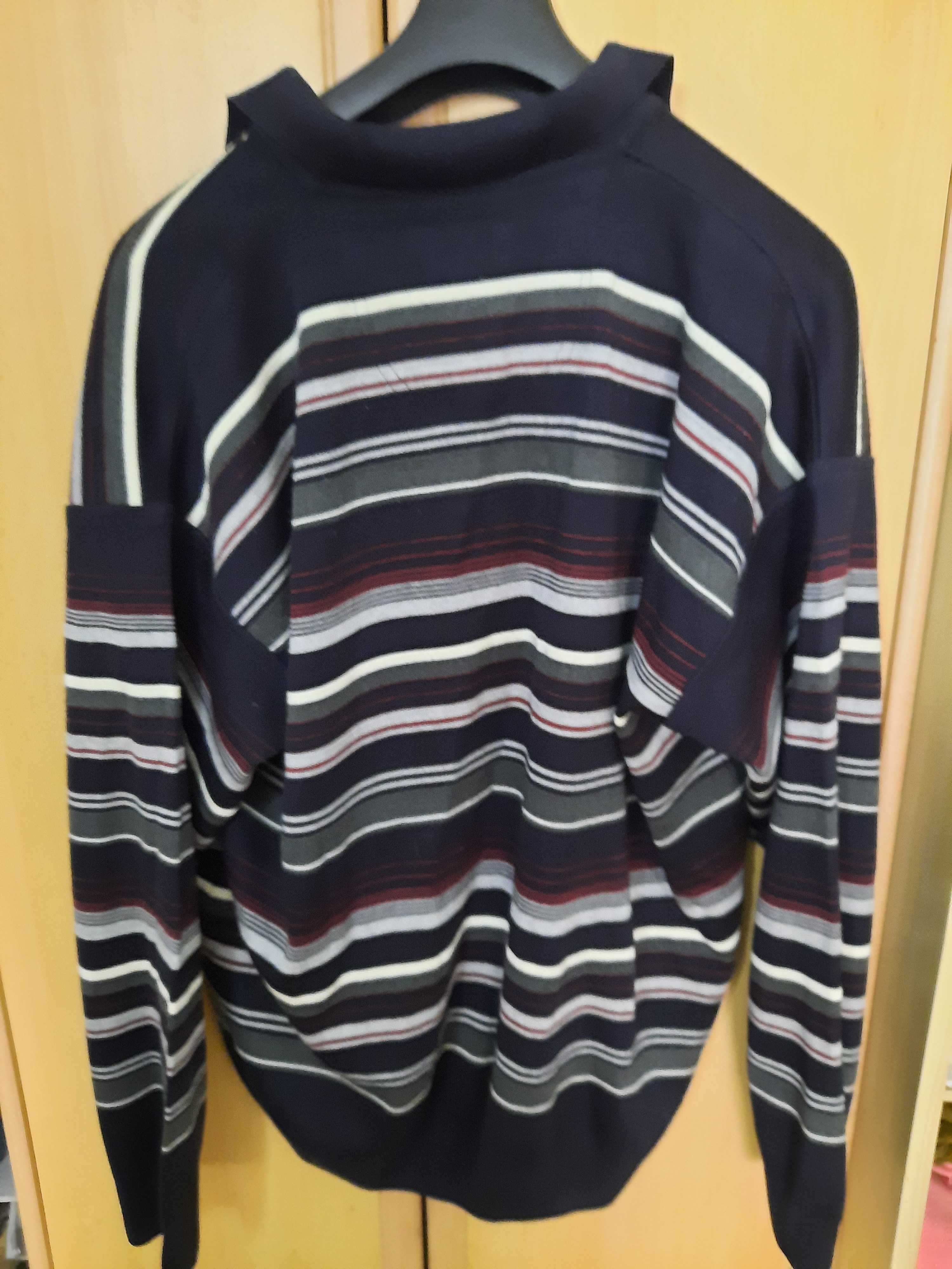Duży sweter połowę ceny