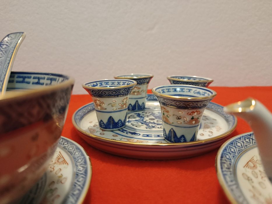 Serviço porcelana chinesa "Bago de Arroz"