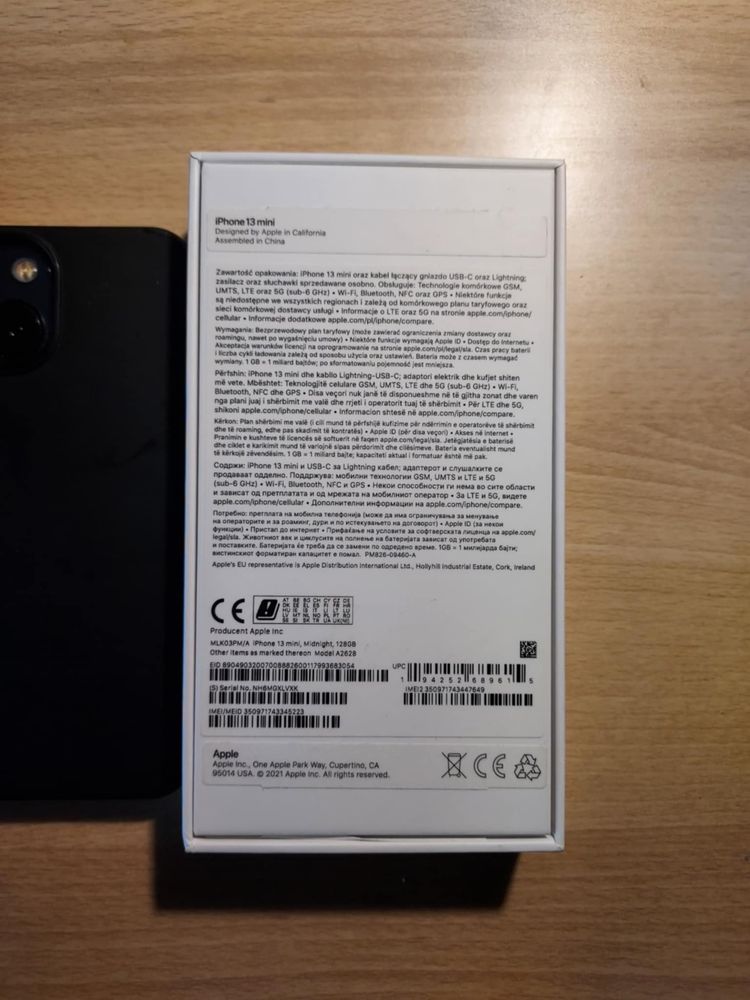 Iphone 13 mini .