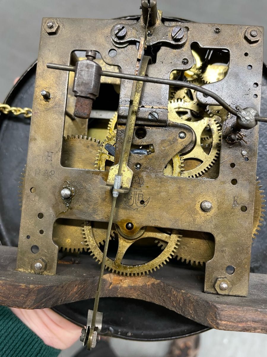 Zegar drewniany z wahadłem Gustav Becker