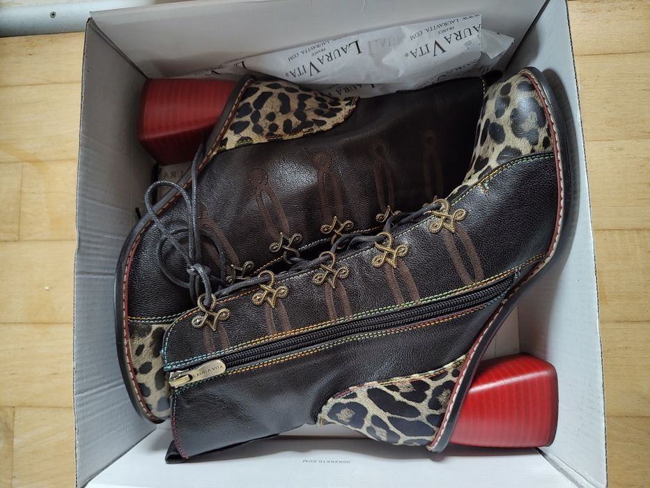 Dłuższe botki Laura Vita - r.39