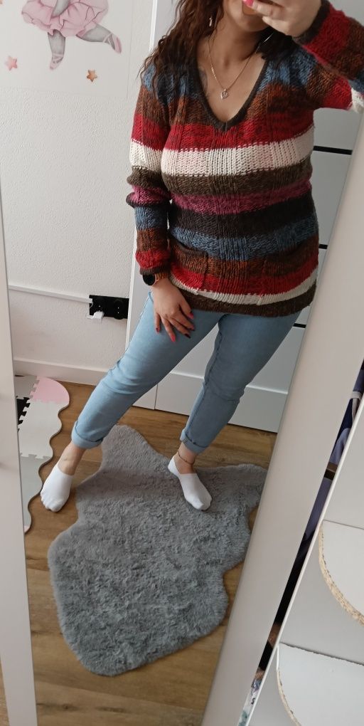 Grubszy sweterek damski