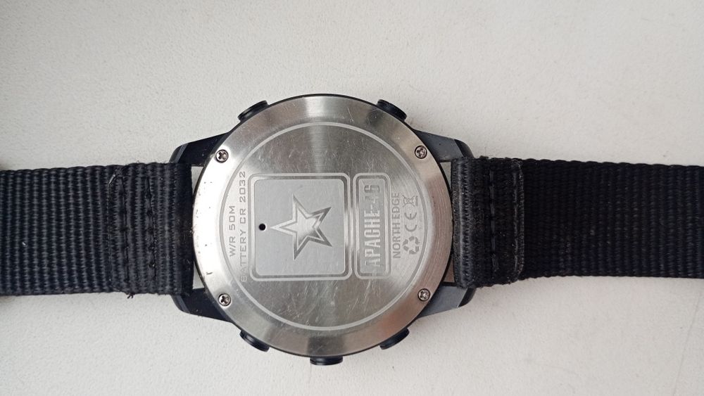 Продам тактические часы North EDGE.APACHE 46