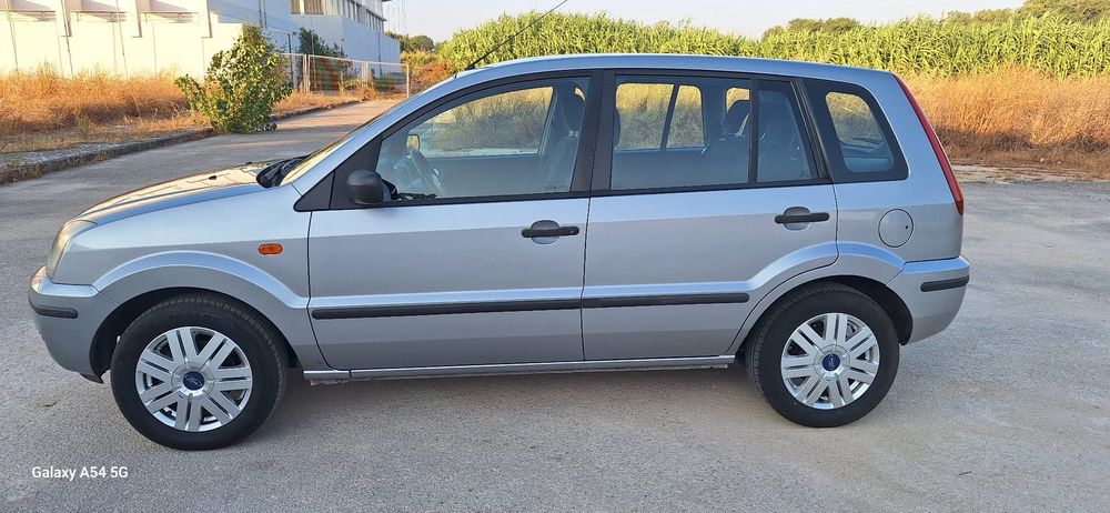 Ford Fusion 1.4 TDCi Diesel 68 cv / 50 kW 2005