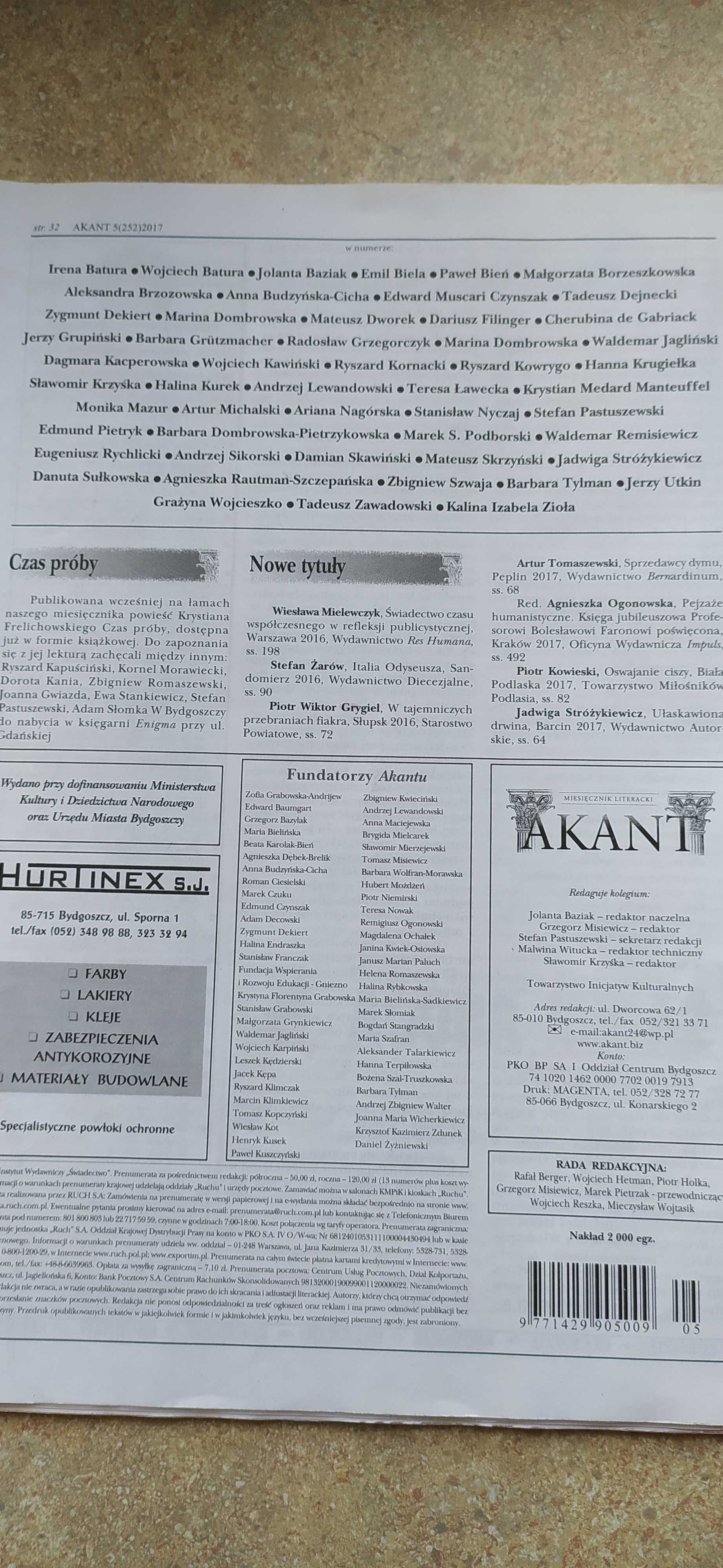 Akant miesięcznik literacki