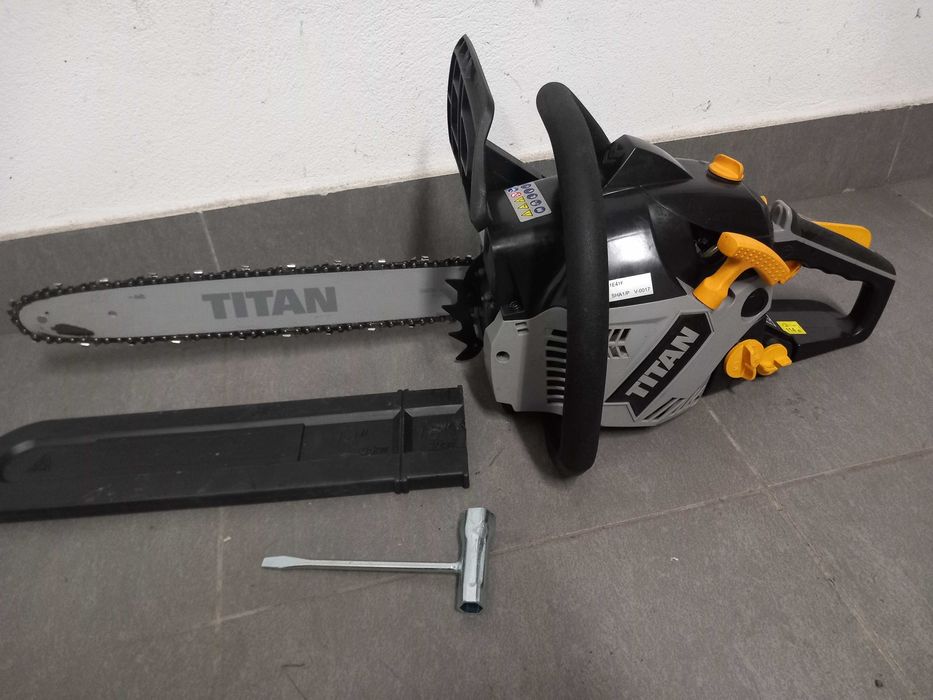 Piła pilarka spalinowa Titan prowadnica 40 cm jak nowa !!